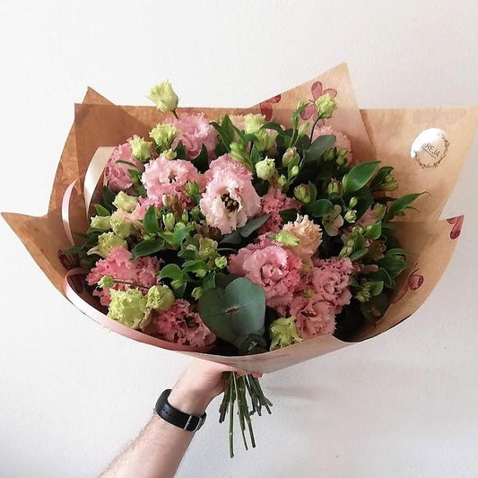 Kytice eustom a alstromerií - Freja Květinářství