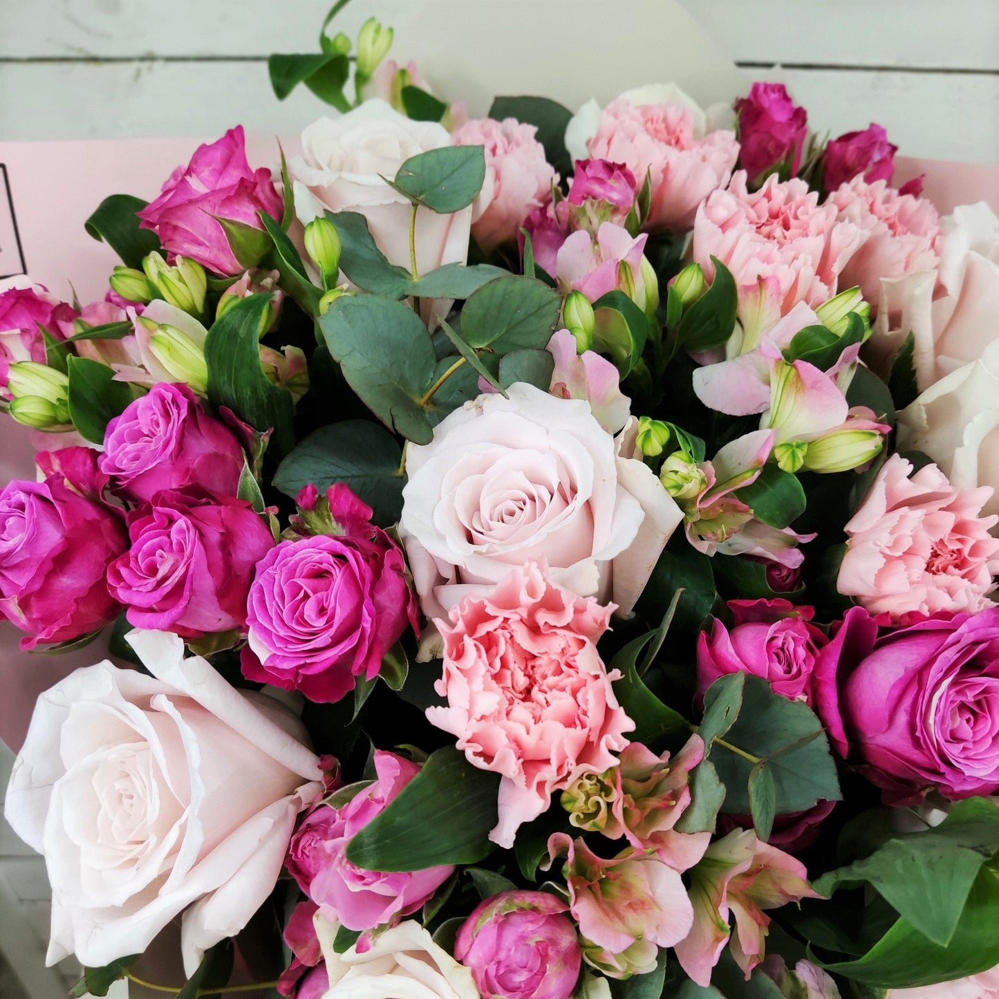 Růžový mix - Freja Květinářství