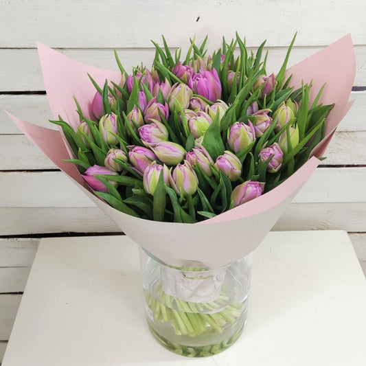 Fialové tulipány - Freja Květinářství