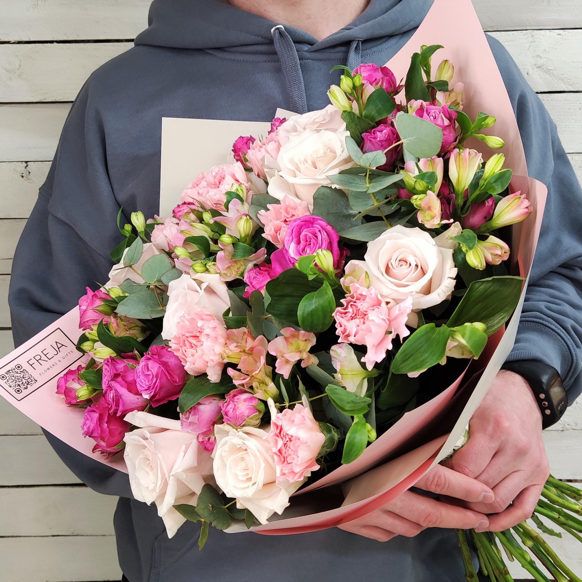 Růžový mix - Freja Květinářství