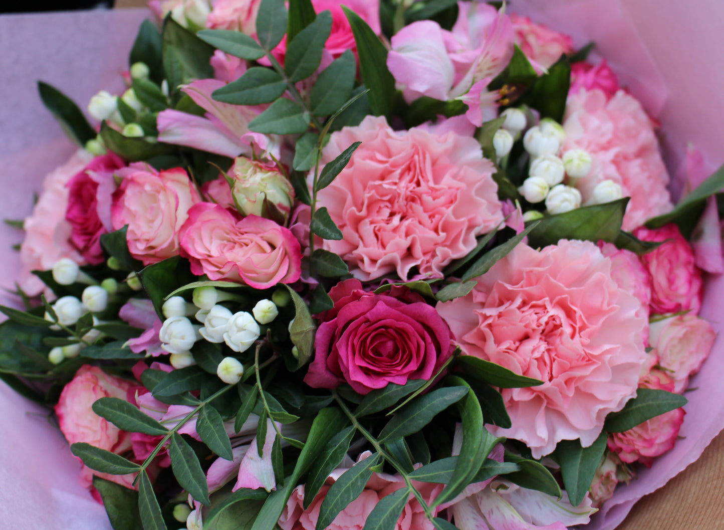 Kytice růžová - mix № 24 - Freja Květinářství