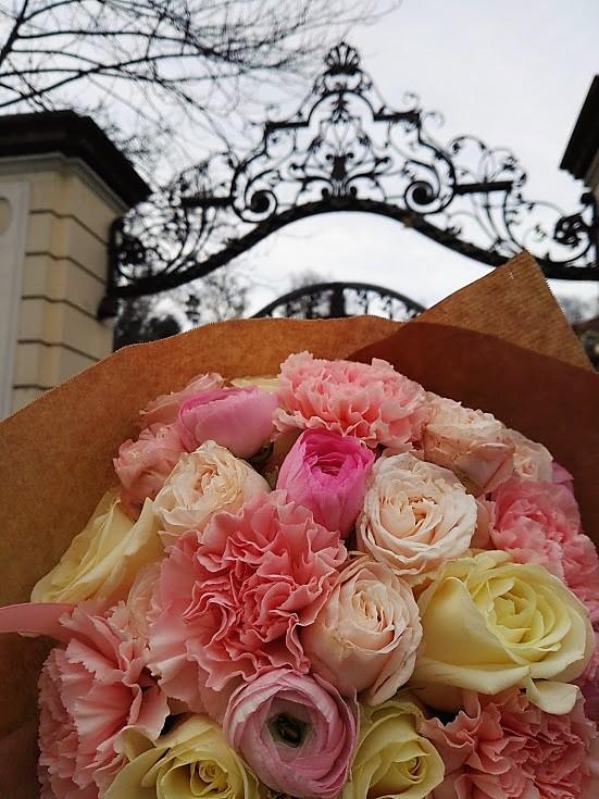 Kytice růžová - mix № 30 - Freja Květinářství