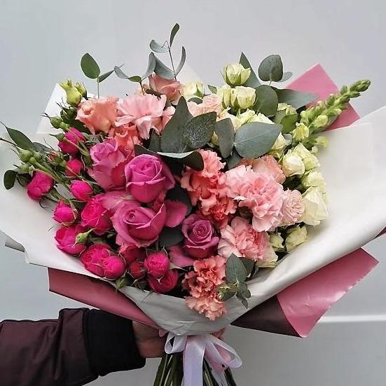 Kytice №19 - Freja Květinářství