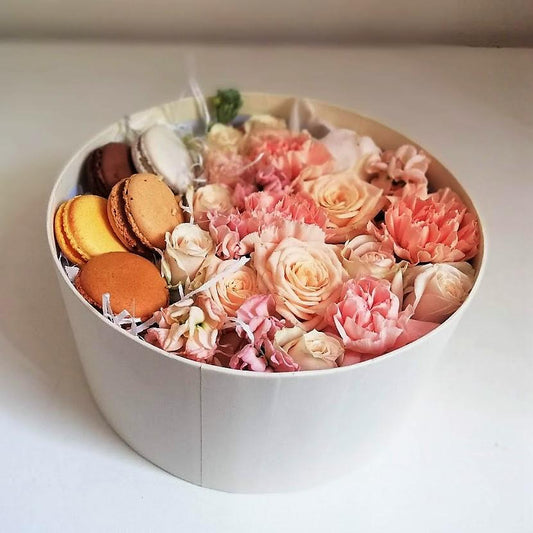 Květiny a makronky #6 - Freja Květinářství