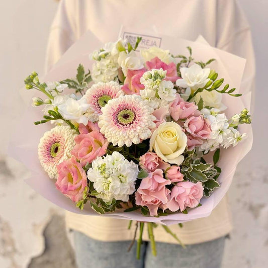 Kytice "Peach pie" - Freja Květinářství