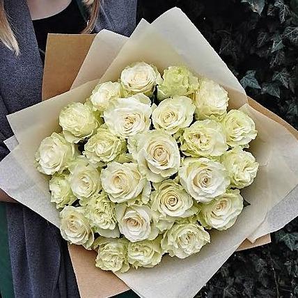 Bílé růže - Freja Květinářství