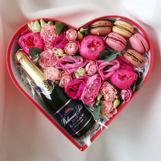 Krabice "Love" - Freja Květinářství