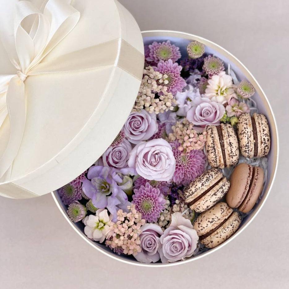 Květiny a makronky #8 - Freja Květinářství