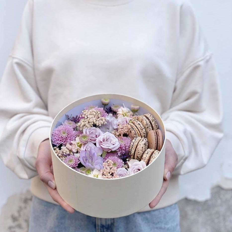 Květiny a makronky #8 - Freja Květinářství