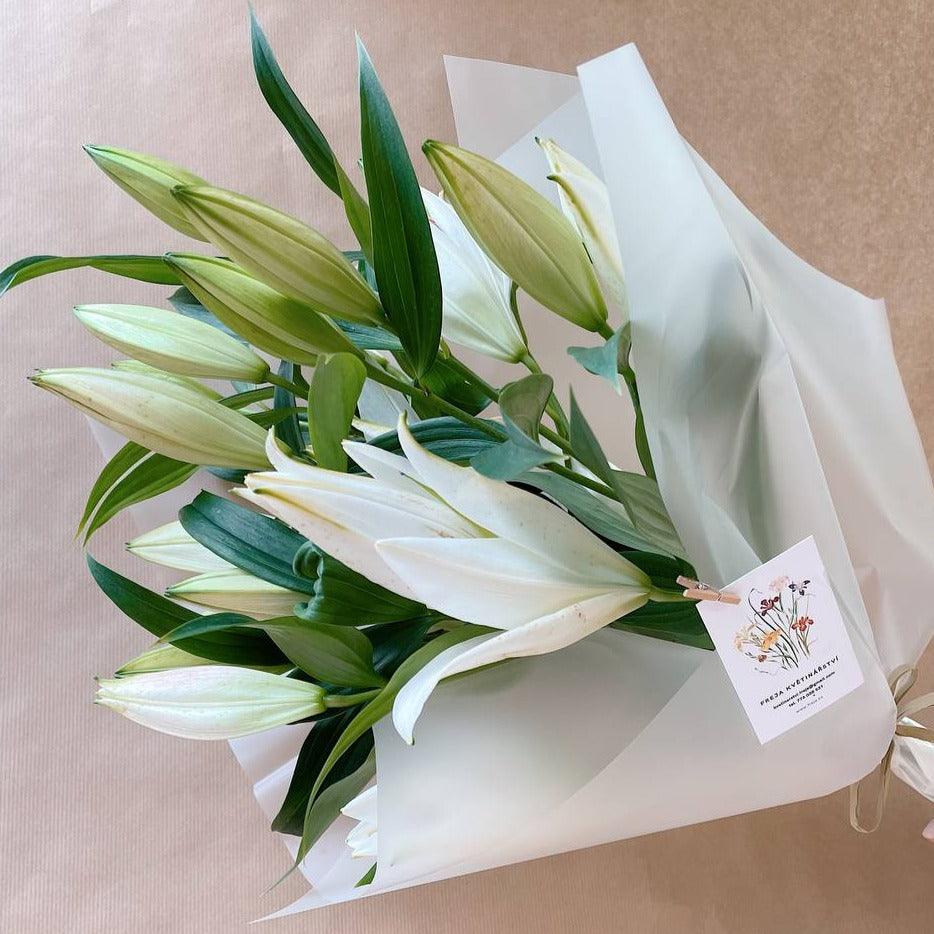 Kytice lilií - Freja Květinářství