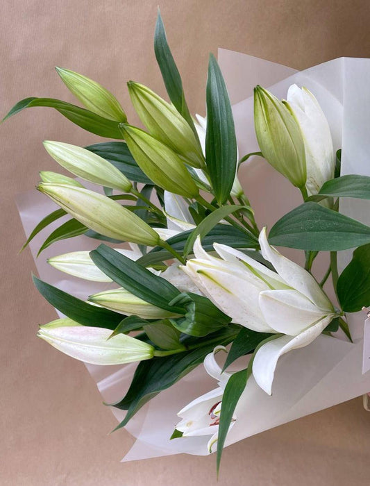 Kytice lilií - Freja Květinářství